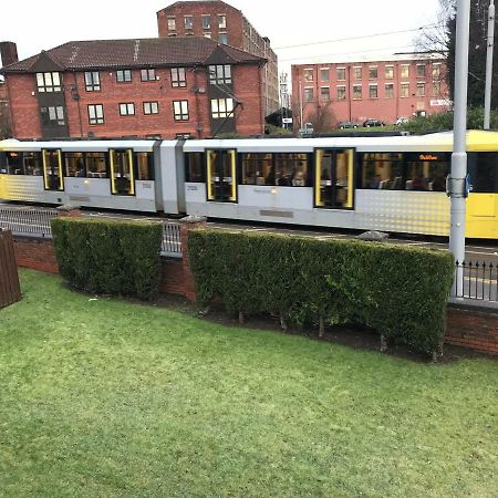 Flat 9A Badby Close Apartment Manchester Bagian luar foto
